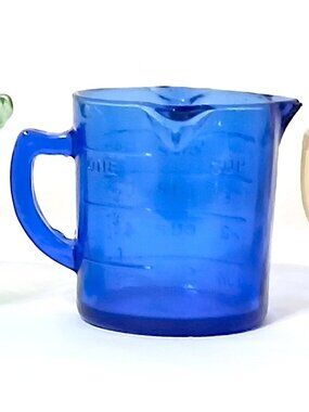 Vintage Glass Measuring Cups Set – Cobalt Blue, Green & Amber – Retro Kitchen De